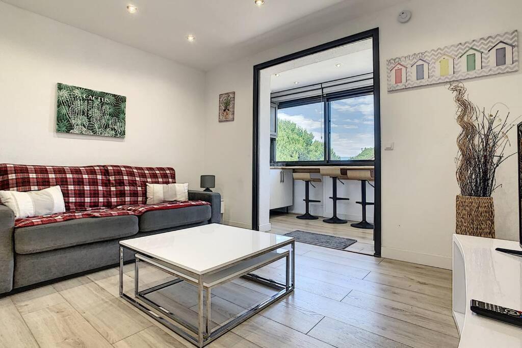 Appartement Renove 4 Personnes Saint Cyprien Port ภายนอก รูปภาพ