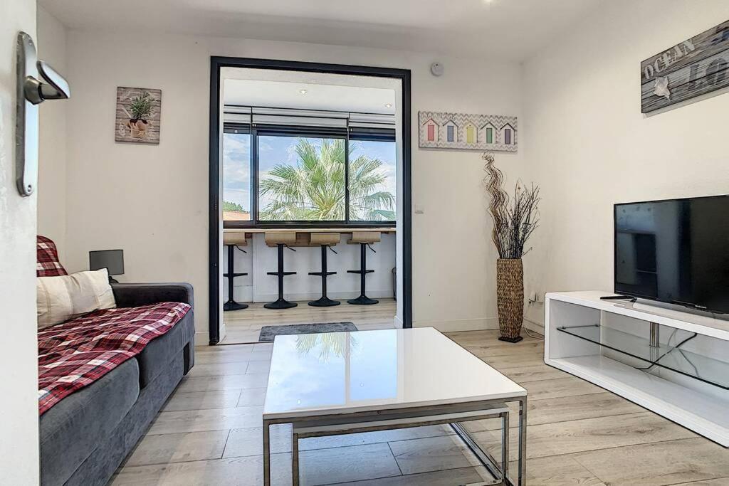 Appartement Renove 4 Personnes Saint Cyprien Port ภายนอก รูปภาพ
